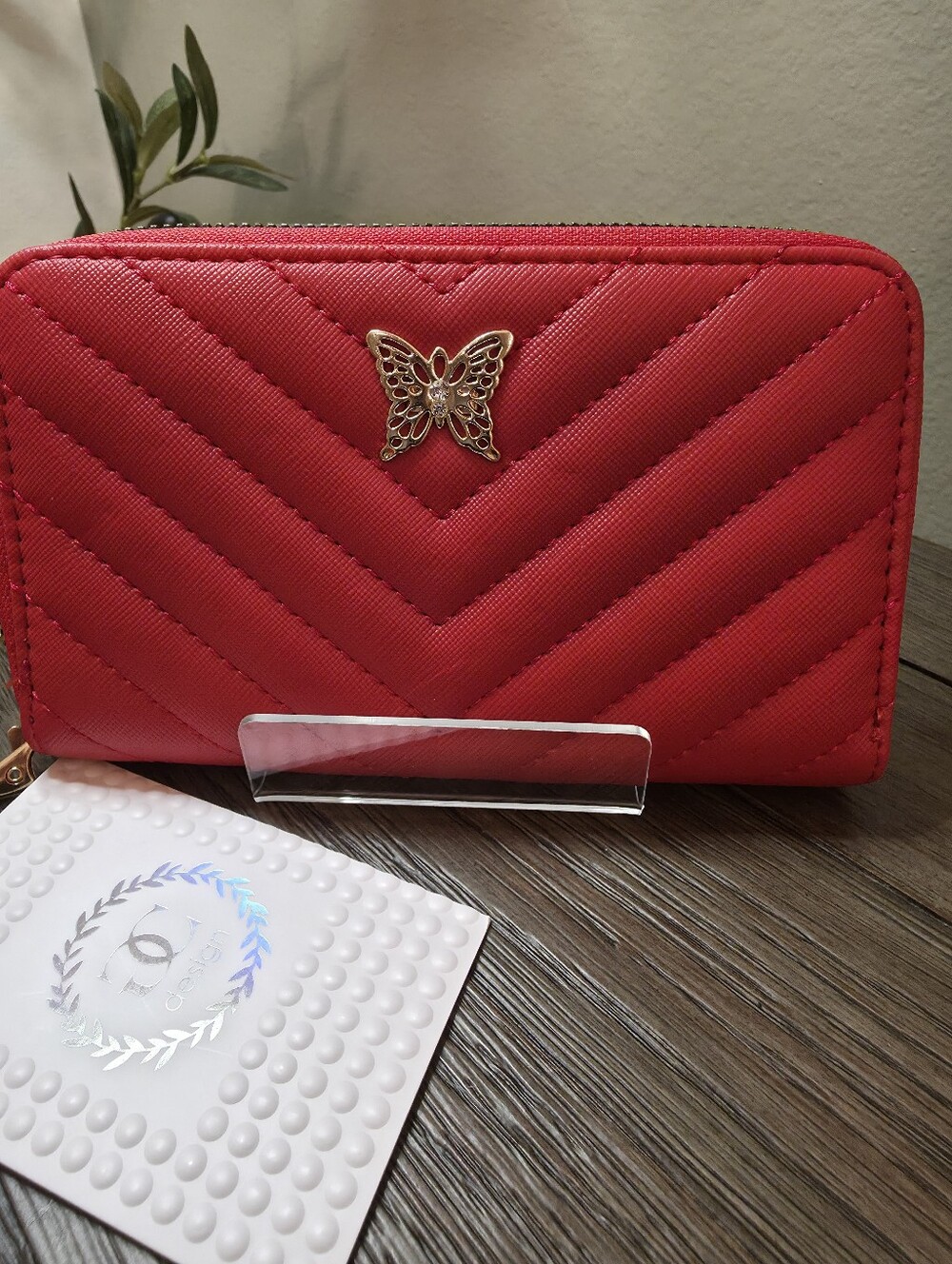 NWT Red Quilted Wristlet Wallet with Gold Butterfly Accent - Picture 2 of 12